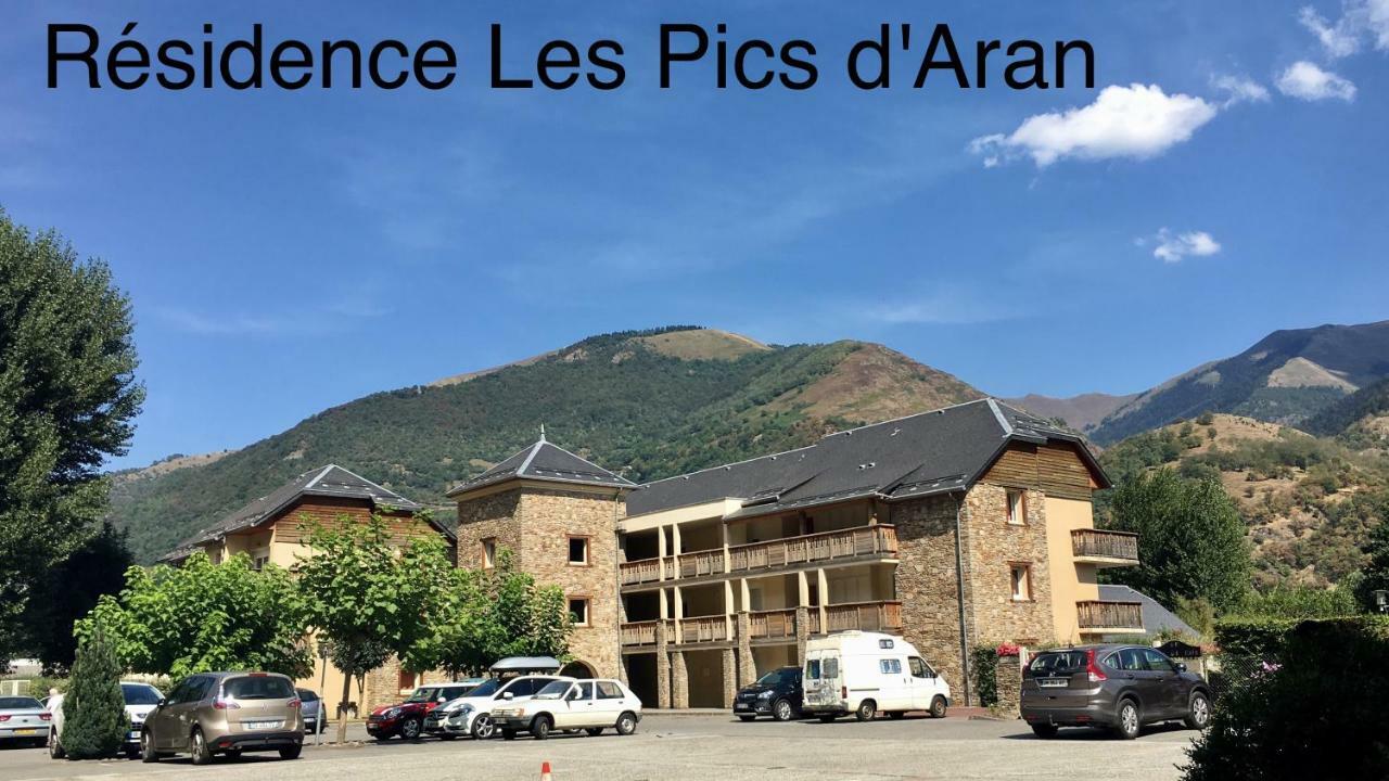 Appartement Les Pics D'Aran Bagneres-de-Luchon Bagian luar foto